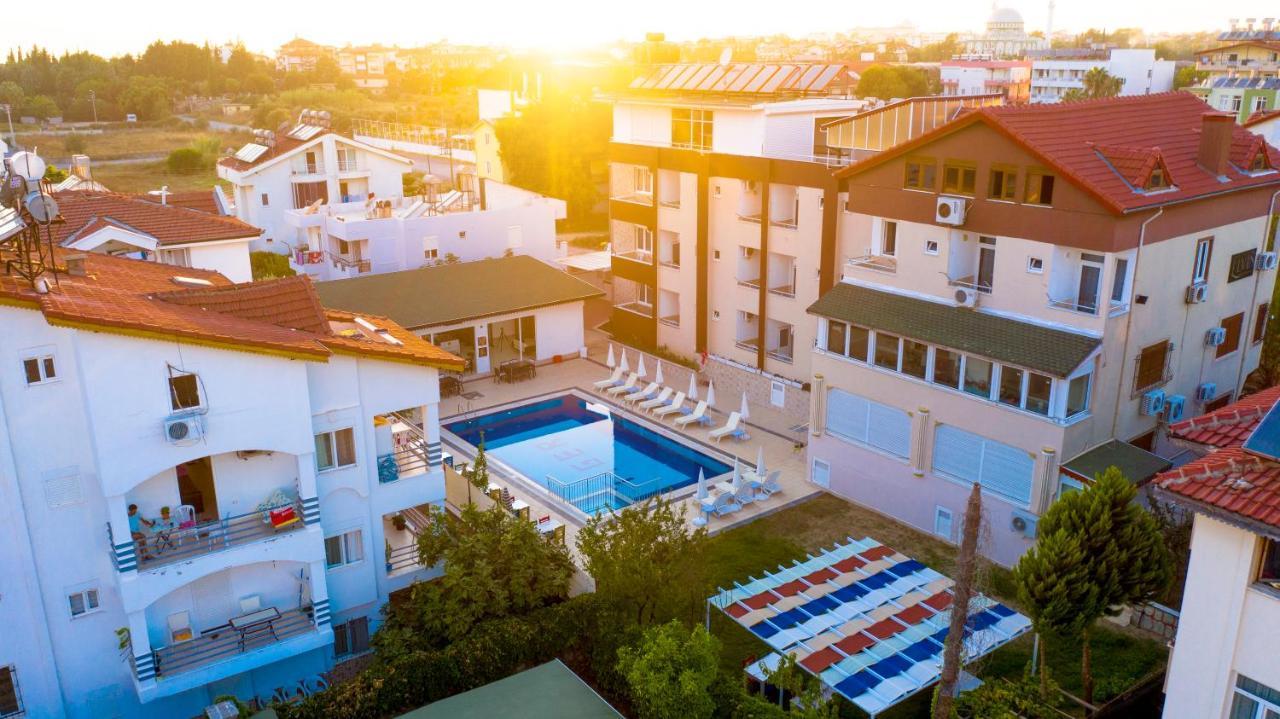Elvin Otel Side Exterior photo